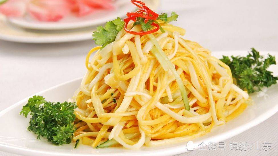 家常美食，拌干萝卜丝的制作与营养价值解析