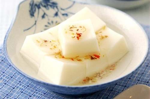 桂花牛奶豆腐布丁，秋日里的甜蜜滋味