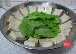 鱼头鱼籽豆腐火锅的做法