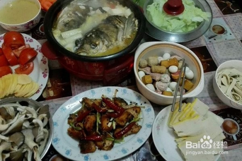 鱼头鱼籽豆腐火锅的做法