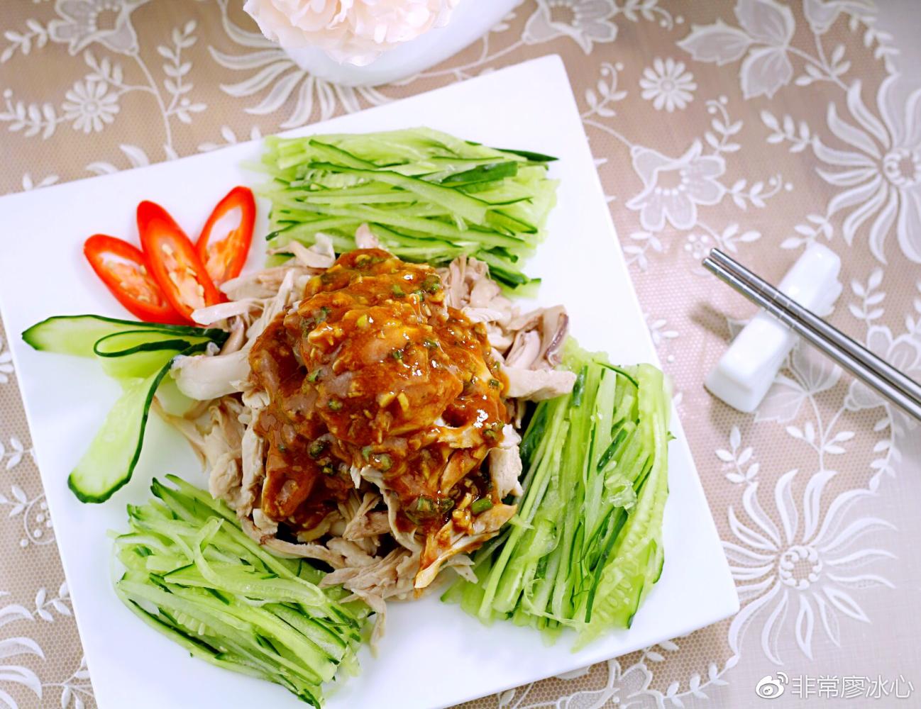 酱丝咸菜，传统家常美食的魅力与做法解析