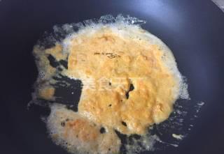 蛋黄豆腐碎末，家常美食的全新演绎