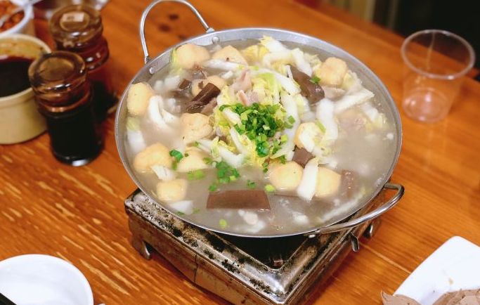 羊肉粉丝豆腐火锅，冬日里的温暖美食
