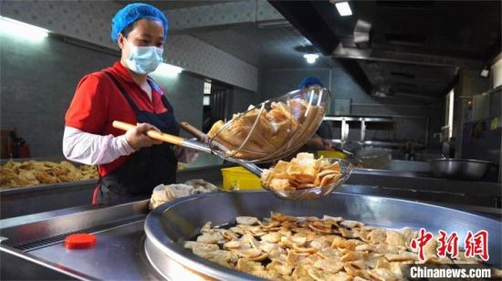 正宗新田醋水豆腐，传统美食的现代魅力