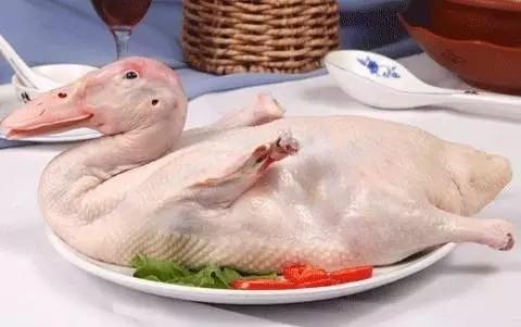 巧用鸭架，打造美味佳肴——鸭架的多种食用方法与功效解析