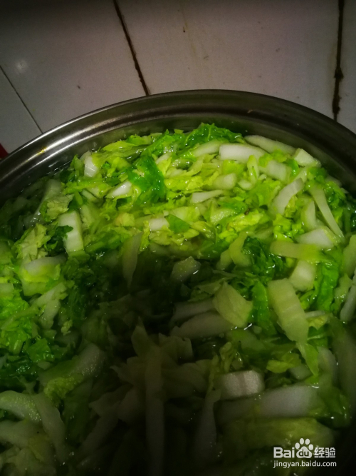 豆腐白菜蘸水，家常美食的简便魅力