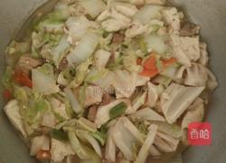 藕炖豆腐肉的做法