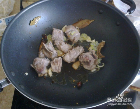 家常炖排骨的做法视频