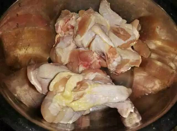 白切鸭腿，传统美食的魅力与家常做法解析