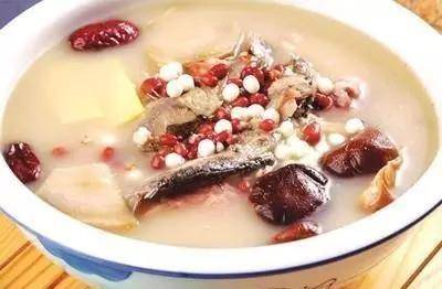 冷冻豆腐鱼汤，暖身养颜的美味佳品