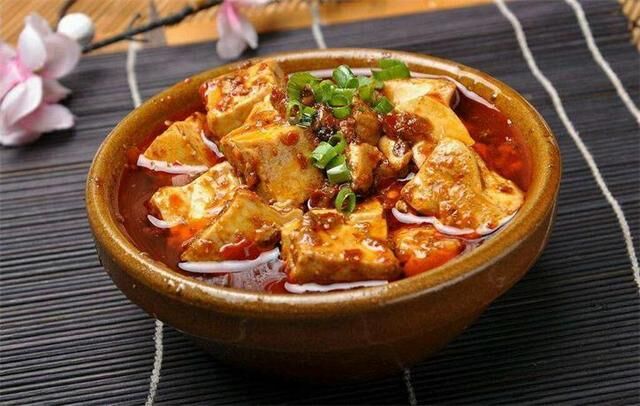 西南蘸水豆腐，传统美食的魅力与家常做法解析