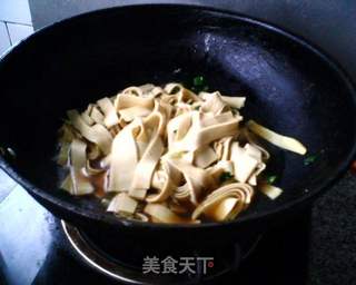 米饭配尖椒干豆腐的做法