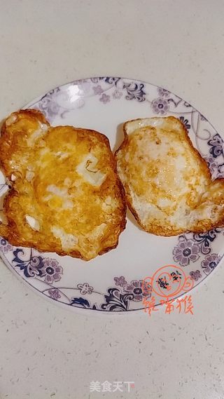 排骨面煎蛋的做法