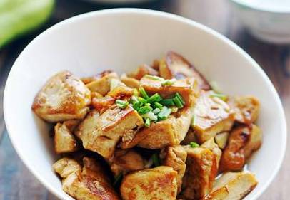 豆腐炒肉冬菜，家常美食的温暖味道