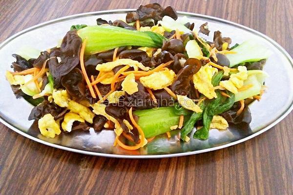 油菜鸡蛋木耳汤的做法