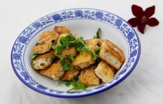 内蒙榨油豆腐，传统工艺的魅力与家常做法解析