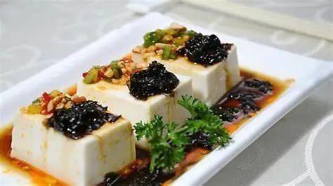 内蒙榨油豆腐，传统工艺的魅力与家常做法解析