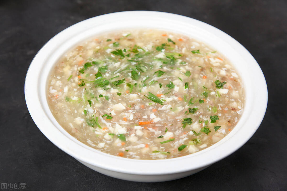 家常美食的魅力，下饭豆腐羹的制作与营养解析