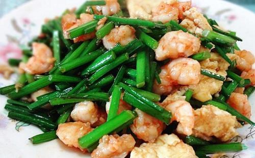 韭菜鱼豆腐虾仁，鲜美组合，营养满分！