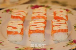 日式烤三文鱼头，鲜美口感与营养兼顾的美食制作攻略