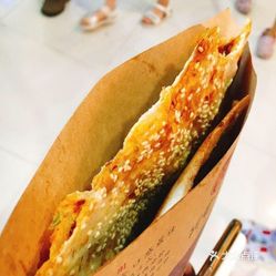 豆腐泡锅盔的做法视频