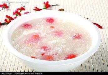 米酒红糖鸡蛋，传统美食的滋养魅力
