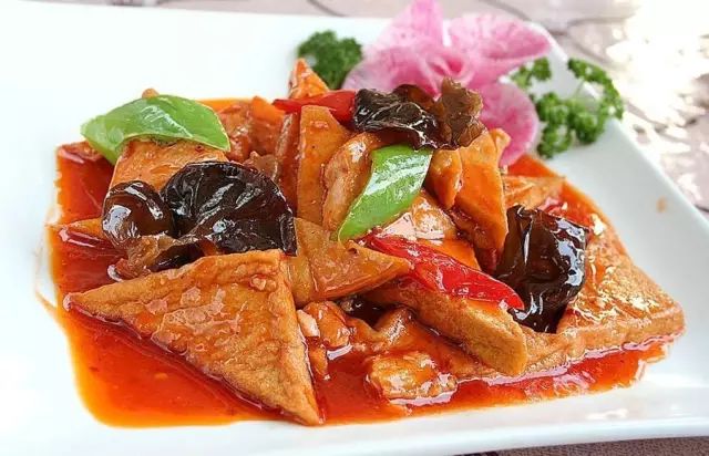 川酱豆腐，家常美食的醇香诱惑