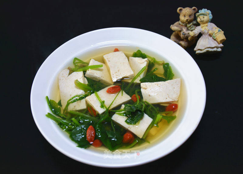 豆腐炖菠菜肉，家常美食的健康魅力