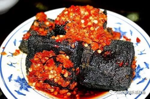 傣味臭豆腐鱼的独特魅力，酸辣鲜香，唤醒味蕾新体验