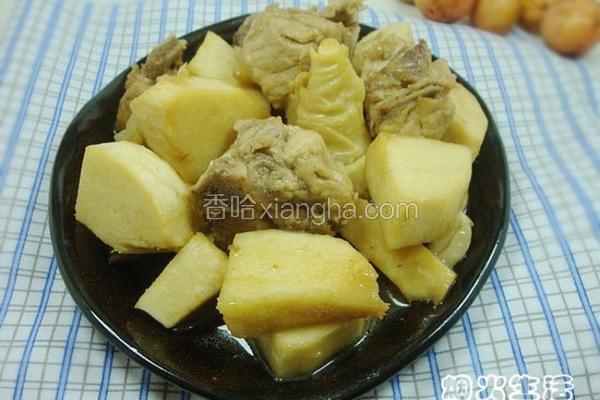 竹笋焖排骨炖土豆的做法