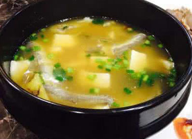 臭水炖豆腐的家常做法