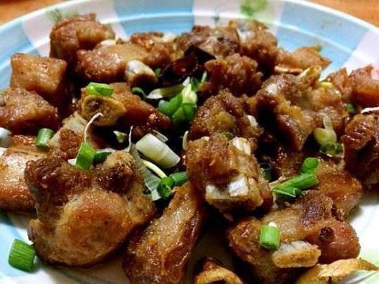双椒牛排骨火锅的做法
