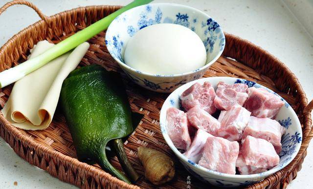 炖煮豆腐皮海带，滋养身心的一道家常美味