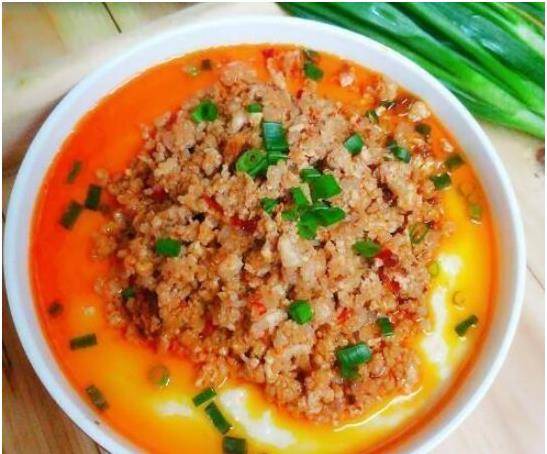 豆腐肉鸭血汤，一碗温暖身心的家常美味