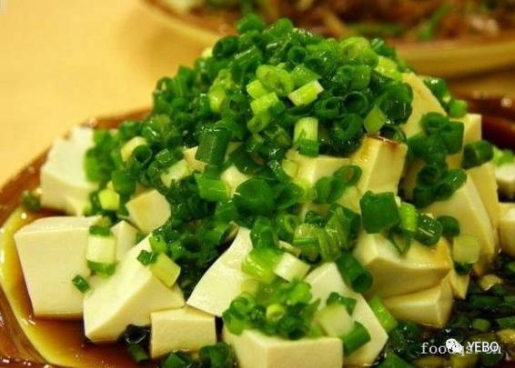 韭菜酱油豆腐，家常美食的健康秘密