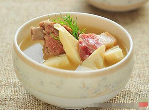 土豆根汤的做法