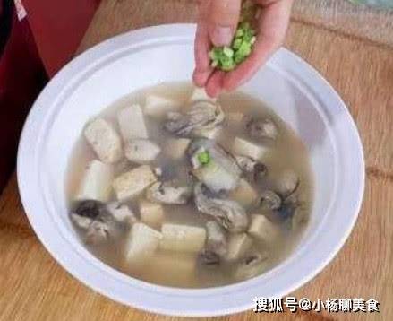 烂豆腐炖汤，家常美味，营养滋补的秘诀解析