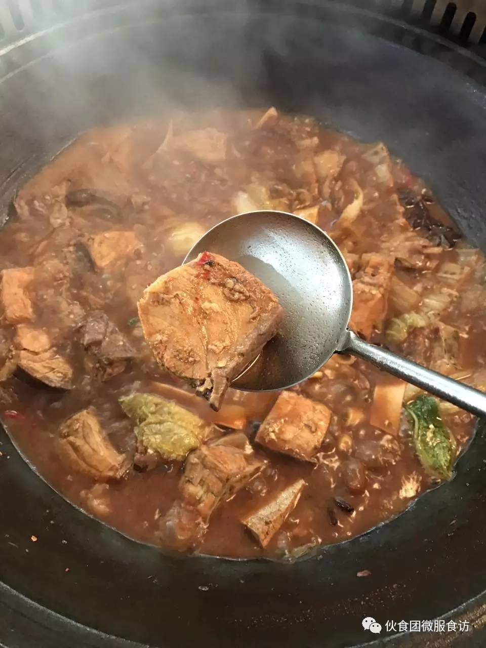 农家猪蹄的美味秘密，滋补佳肴的制作与食用技巧