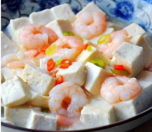 午餐豆腐虾仁，美味与健康的完美邂逅