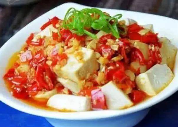 夏日清爽佳肴，凉拌白菜豆腐辣椒，简单易做又美味