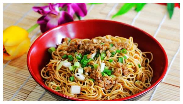 正宗四川麻辣面，唤醒味蕾的麻辣诱惑