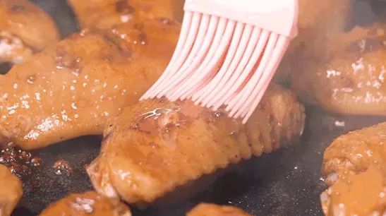 火锅店的秘密武器，炸油豆腐皮的黄金做法与功效解析