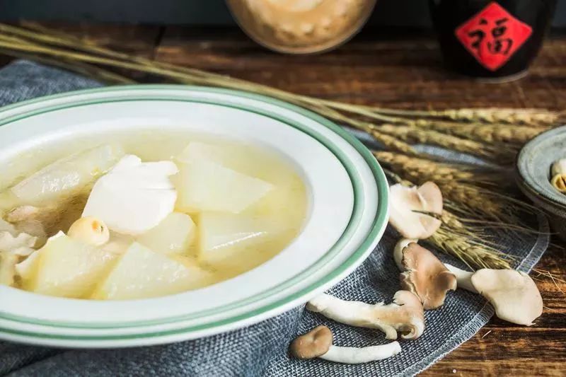大豆腐炖冬瓜，滋养身心的一道家常美味