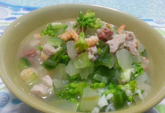 大豆腐炖冬瓜，滋养身心的一道家常美味