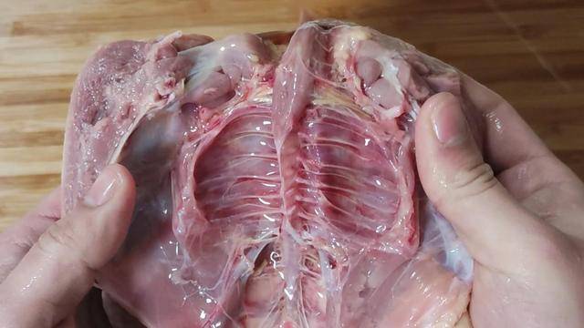 煲孕妇鸽子汤的做法