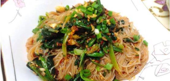 家常凉拌老虎菜，清爽美味，夏日解暑必备佳肴