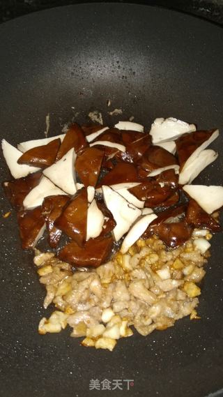 卤豆腐的魅力，家常美食的醇厚滋味