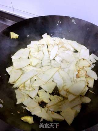 湖南腊肉炖炸豆腐的做法