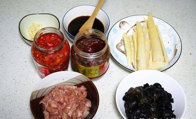 家常美食的魅力，自制香贡丸，美味又营养