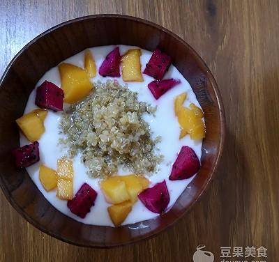 夏日甜蜜滋味，芒果裸蛋糕的制作与品尝指南